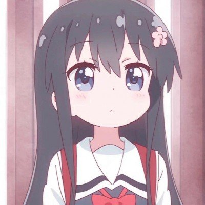 崔丽丽与丈夫携手走进法庭
